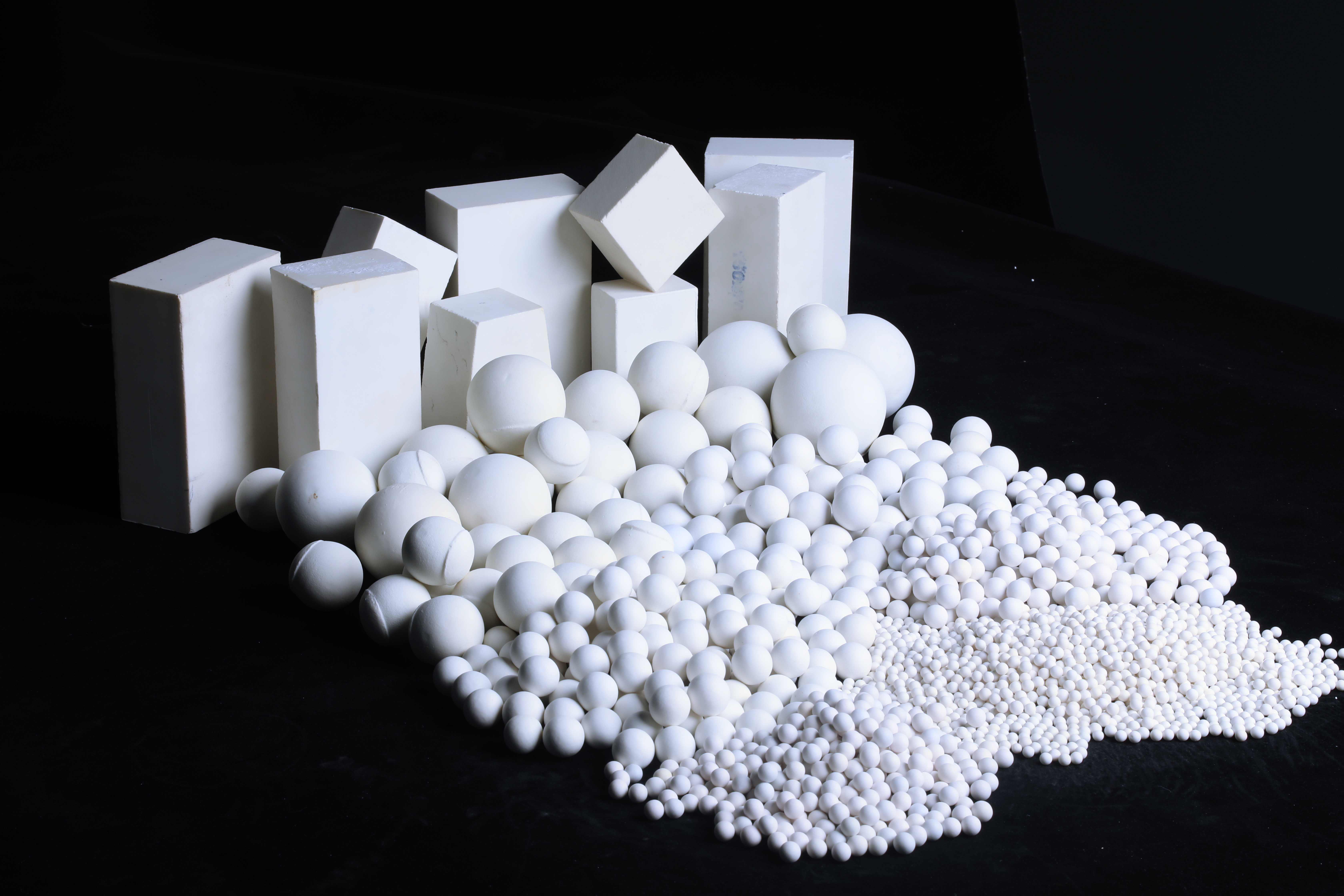 آلفا آلومینا کم سودا کلسیناسیون متوسط